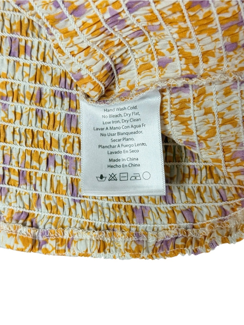 KESTAN Amelie Floral Smocked Puff Sleeve Crop Top NWT Small - Picture 8 of 10